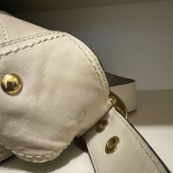 Vintage Coach Two tone Cream Tan Leather Shoulder Bag - Picture 14 of 17